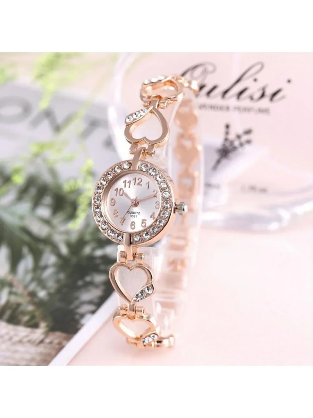 Elegant Women's Diamond Bracelet Watch - Stylish Hollow Stainless Steel Strap